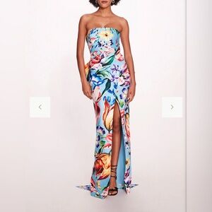 Mikado Gown